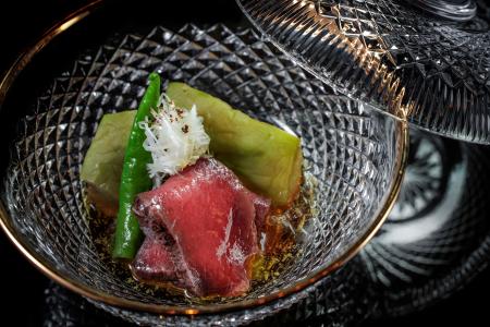 【星のや軽井沢】滋味あふれる「旬の夏鹿」や色鮮やか