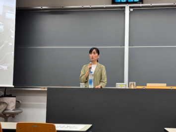 【拓殖大学】テレビ東京報道局キャスター大江麻utf-8