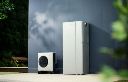 自然冷媒ハイブリッド給湯機「HPHB R290」を11月utf-8