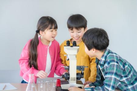 「高尾の森わくわくビレッジ」で８月１日（金）utf-8
