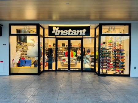スケートボード専門店 『インスタント スケートボード