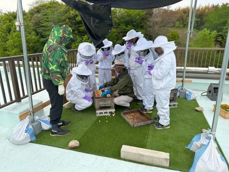 高校生が未来の養蜂家に！三重県立四日市農芸高校が県