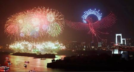 花火とドローンのスペクタクルショーがお台場に再上陸