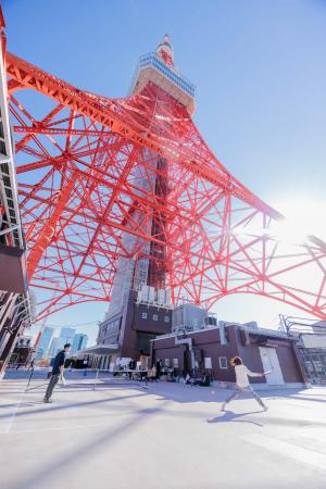 東京タワー屋上にピックルボールコート誕生！都市型ス