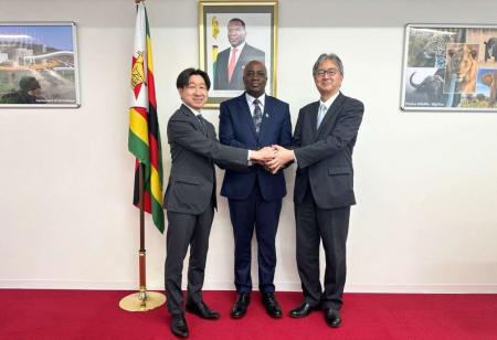 ジンバブエと漫画でつながる、国際文化交流プロジェク