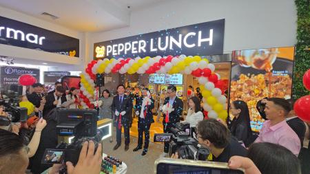 【ペッパーランチ】モンゴル1号店となる「State Depar
