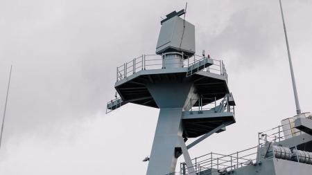 レイセオン、SPY-6レーダーシリーズに関し米海軍から5