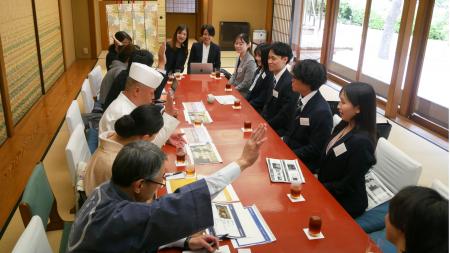 Japanticketの新入社員が、インバウンド約600名への調