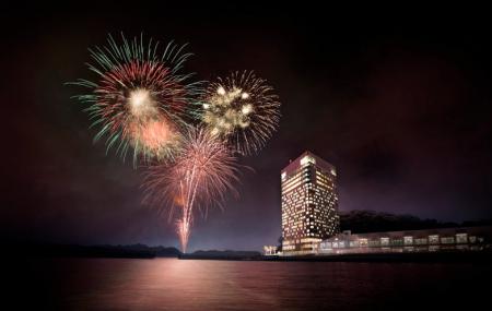 【グランドプリンスホテル広島】夏の夜空を彩る花火を
