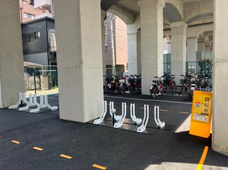 黄金町南太田駅間高架下にマルチモビリティステutf-8
