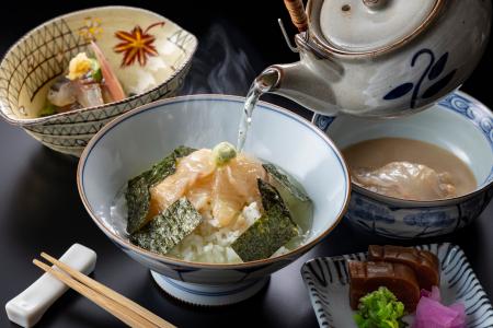 【ヒルトン成田】日本料理「松風」にて、「天然真鯛の
