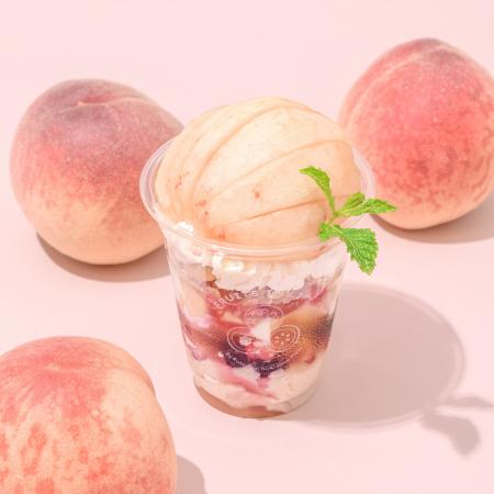 旬の完熟桃の美味しさを存分に　半玉使用！桃のヴィー