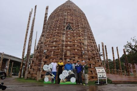 パンダバンブーアートプロジェクトアート作品の補修活