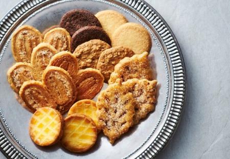 素材にこだわったおいしさ、バラエティ豊かな焼き菓子