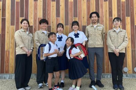 四天王寺高校の学生に協力！ランドセルの負担軽減機能