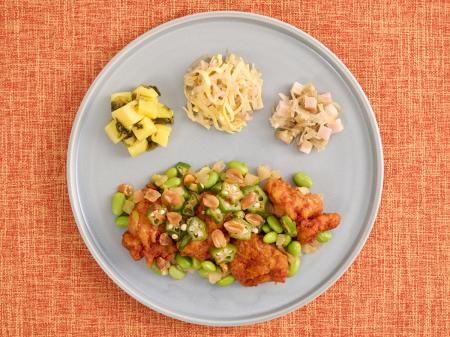 夏の新メニュー！隠し味のトマトの旨みが効いた「トマ