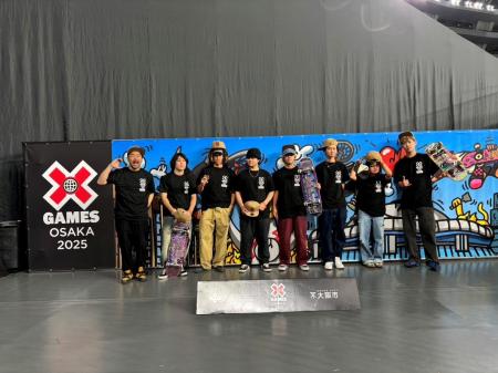【JWSC国際スノーボード&スケートボード専門学校】ス