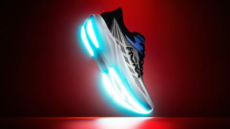 HOKAから自己最新記録のペースを押し上げる新しいレー