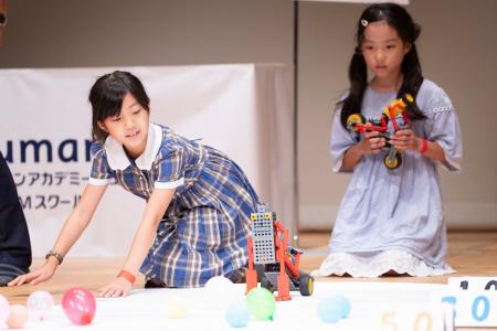 ー未来を担う、デジタル社会を生き抜く力をー　　文部