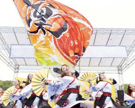 YOSAKOIで栃木県宇都宮市のミライを変える　YOSAutf-8