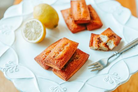 蔵前の焼きたてカヌレ専門店「KURAMAE CANNELE」、蔵