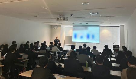 「今の管理職のままで、5年後も戦えますか？」株式会