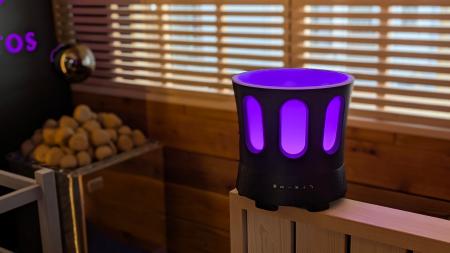 (株)メトス、サウナ室で使用可能な多機能スピーカーZO