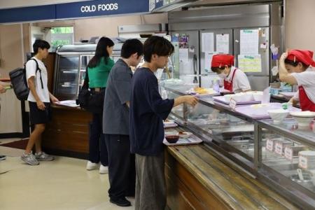 【福岡大学】「朝ごはんキャンペーン」を実施中～バラ