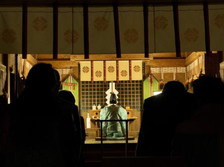 隠岐神社夜参り＆隠岐牛ステーキ　海士町の歴史と食を