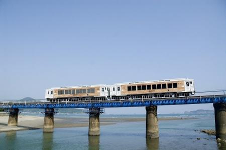 雲海酒造木挽ＢＬＵＥハイボール列車で行く！ 日向ひ