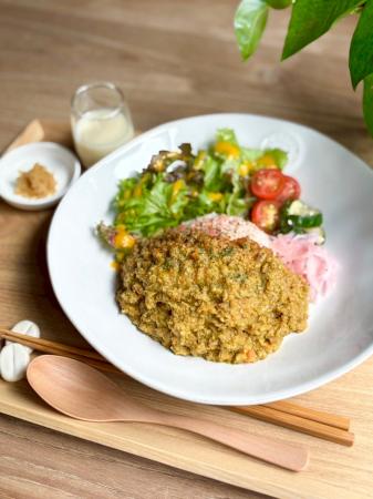 猛暑を乗り切る発酵腸活カレー「三菌」の力で腸を元気