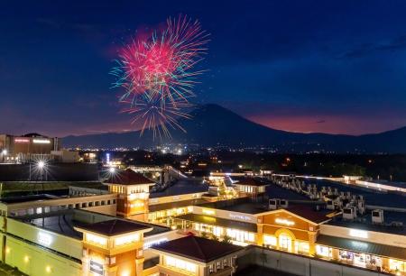 御殿場アウトレットの夏祭り「Gotemba Night!! 2025」