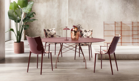 ミラノサローネで注目を集めたKartell新作が日本上陸