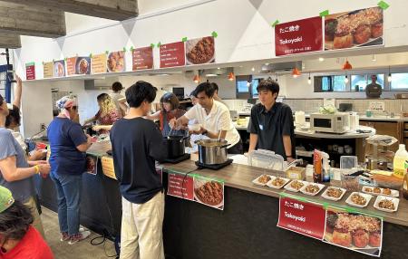 160名がシェアハウスに集結、ワールドカレーフェス2年