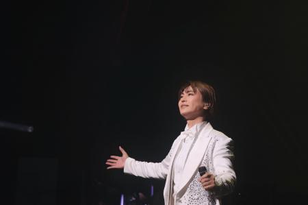 氷川きよし、新曲『白睡蓮』を自身のコンサートツアー