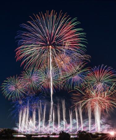 【第７２回戸田橋花火大会】とだPR大使の夏菜さん来場