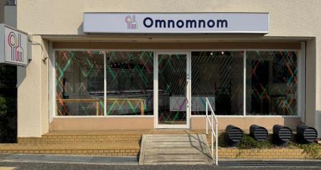 24時間営業の無人スイーツ販売店「Omnomnom（オムノム