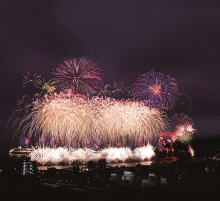 伊東温泉海の花火大会　今年は伊豆最多の14回実施！ 7