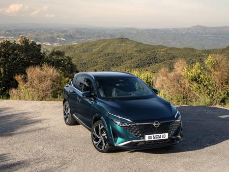 英国サンダーランド工場で生産され、2025年9月より...