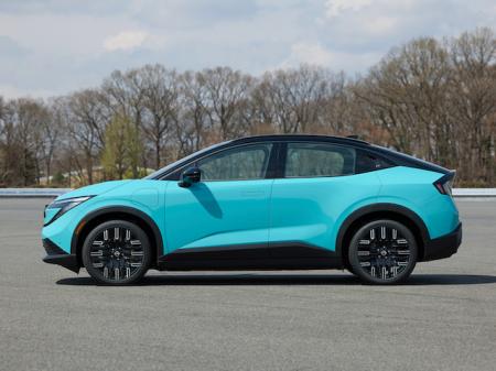 空力特性に優れたデザインを目指して設計した新型...