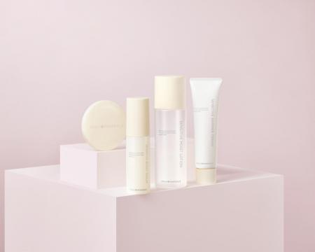 “おとなスランプ肌”に向けスキンケアシリーズ「utf-8