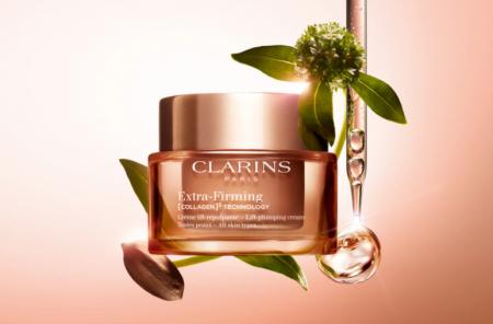 クラランスを象徴するエイジングケアライン「ファーミ