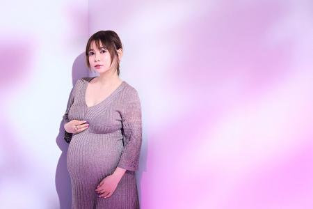 【メディア初公開】中川翔子のマタニティフォトをNume