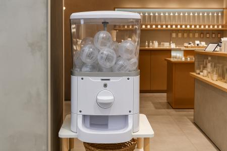 MY ONLY FRAGRANCE、成田空港店のカプセルマシーンが