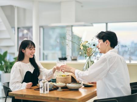 LUOがリブランディングを発表--「飲むだけで誰かのた