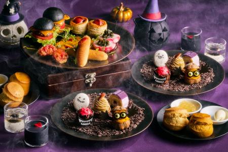 目玉スイーツや漆黒スープ！？いたずら好きなおばけの