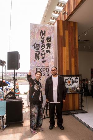 『世界のMUSASHI個展』フォトスポットにもなった書家