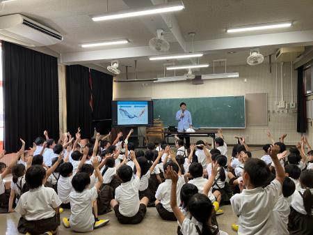 メガネのZoff「目の健康」を啓発する出張授業～奈良県