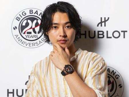 ウブロ アンバサダー 山崎賢人が「ビッグ・バン」を纏