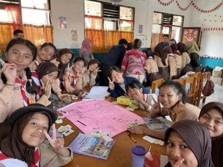 日本各地から集結した14人の中・高・大学生、インドネ